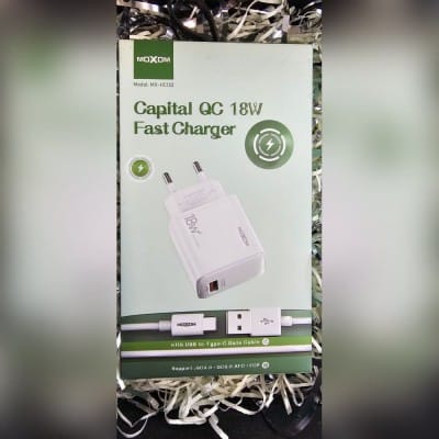 آداپتور شارژر موکسوم مدل MOXOM MX-HC132 18W